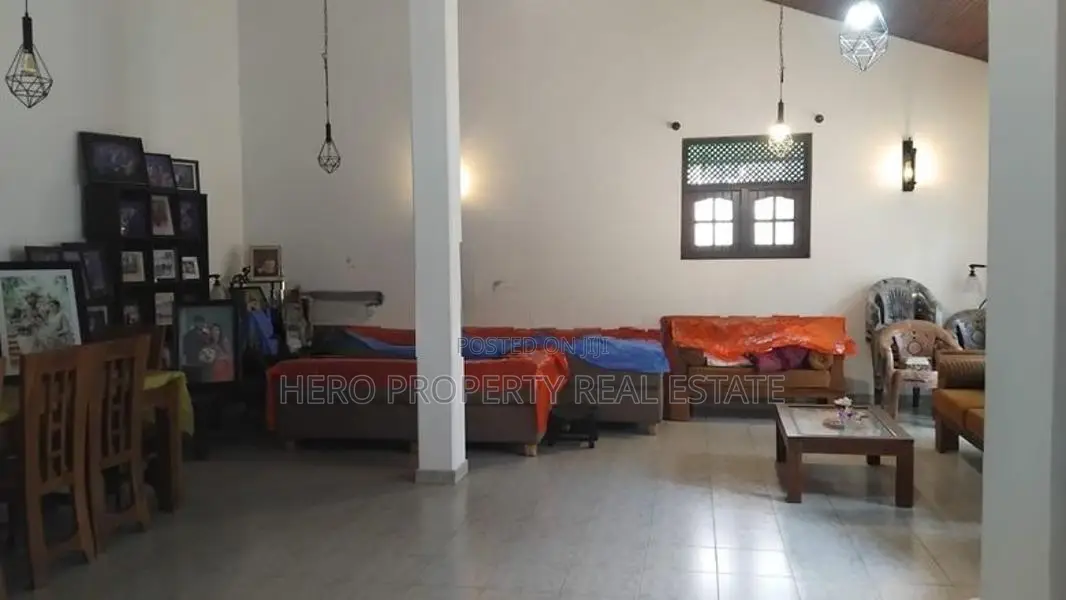 HJS134 - Valuable House for Sale in Kadawatha