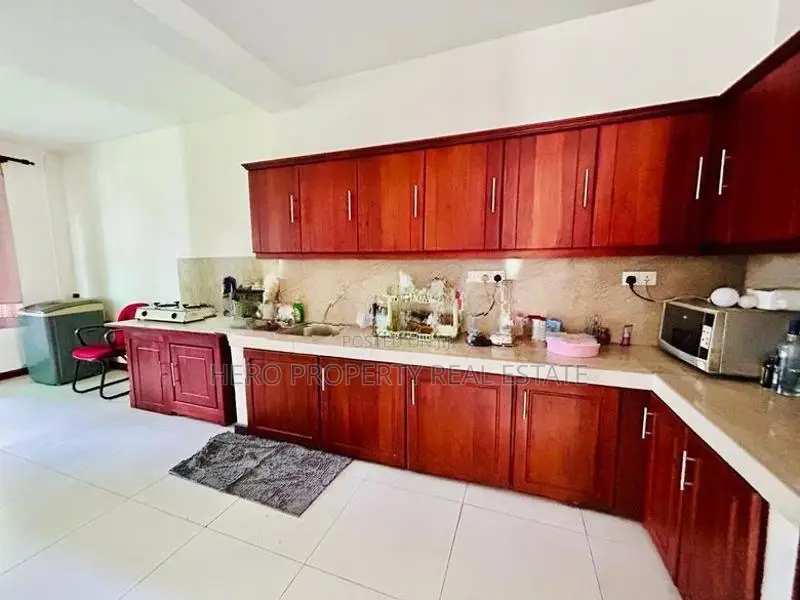 HJS130 - Modern Luxury House for Sale in Kadawatha