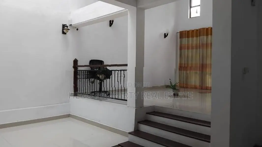 HJS111 - Modern Luxury House for Sale in Kiribathgoda