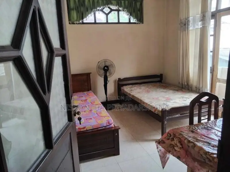 Sharing Room for Rent Kalubowila - Girls