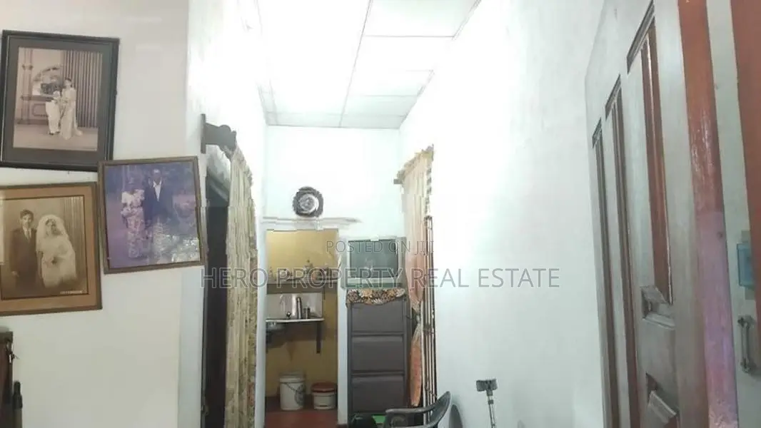 HAS127 - Single Storey House with Annex for Sale in Kadawatha