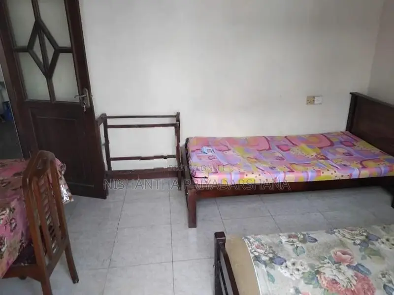 Sharing Room for Rent Kalubowila - Girls
