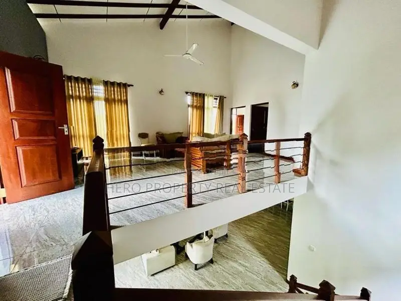 HJS130 - Modern Luxury House for Sale in Kadawatha