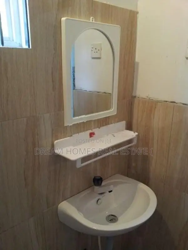 Small House for Sale in Panagoda