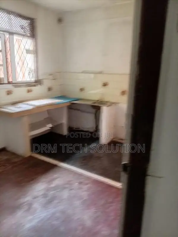 Room For Rent In Boralesgamuwa (Girks)