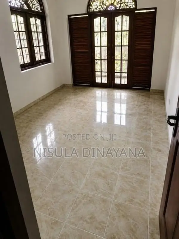Semi Luxury House For Sale Kadawatha