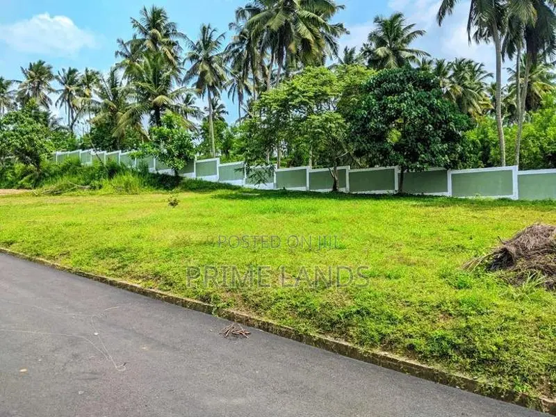 Land for Sale Boralesgamuwa