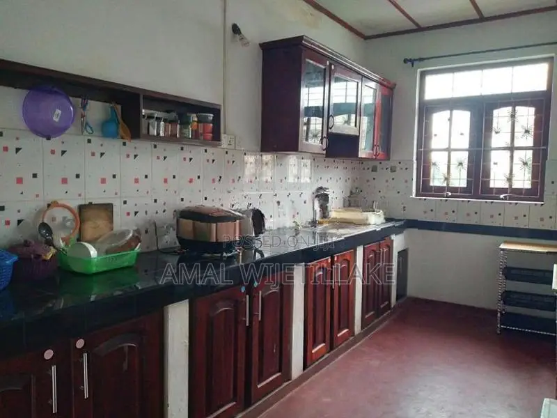 Room for Rent in Maharagama(Girls)