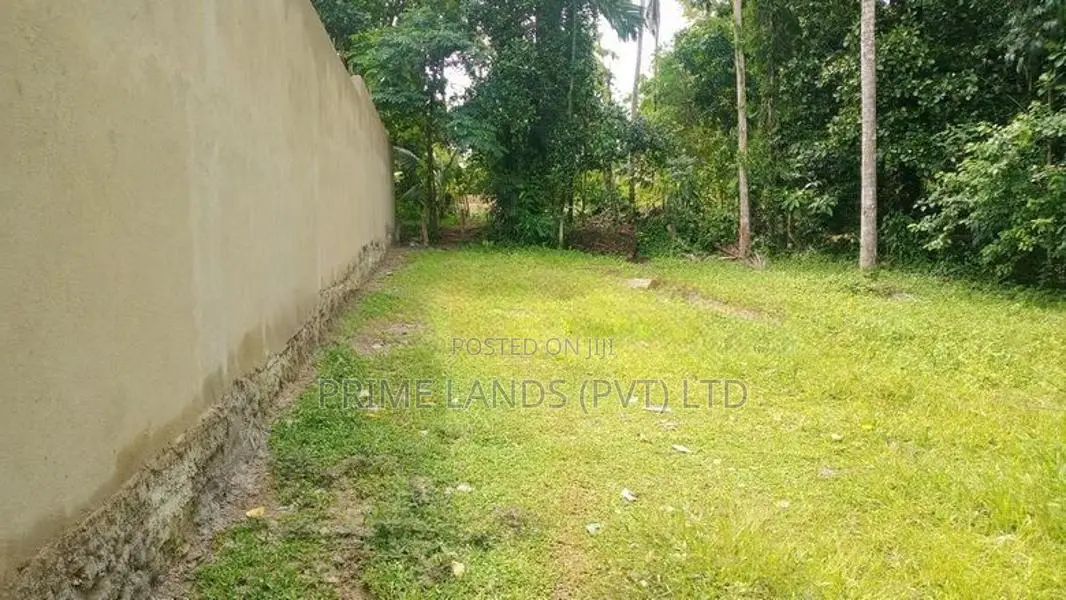Land for Sale in Kadawatha - Kirillawala