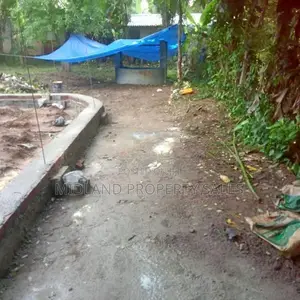 පොල්පිතිමුකලාන කොස්පෑලෑනේ දූව පාරෙන් බිම් කොටසක්