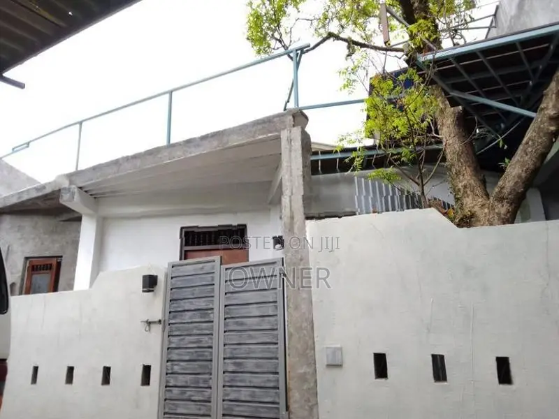 House for Sale in Thalwathugoda