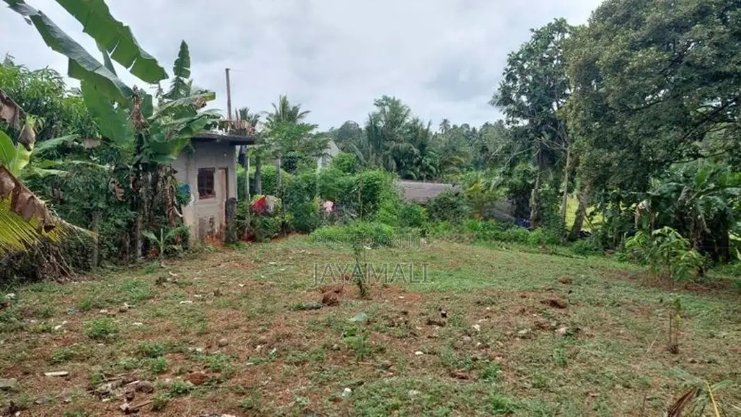 Land for Sale in Kahathuduwa Piliyandala
