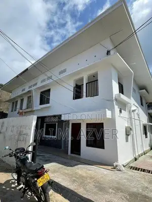 Spacious House for Sale at 3rd Lane, Rathmalana