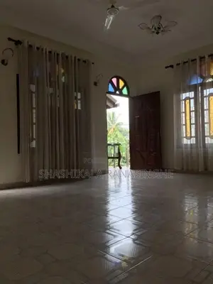 2 Bedroom Fully Tiled House for Rent Near Karapitiya