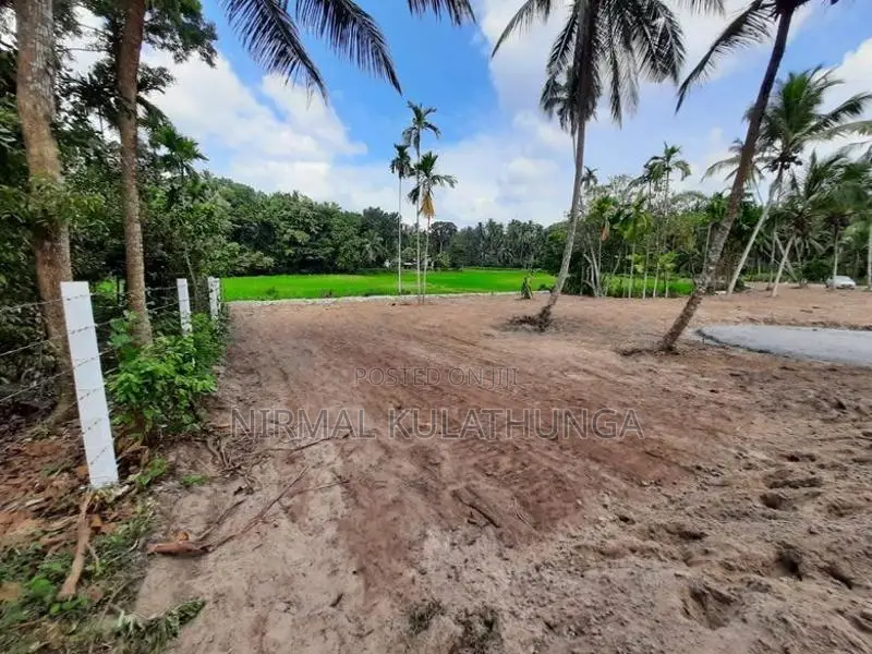 Land for Sale in Katunayake