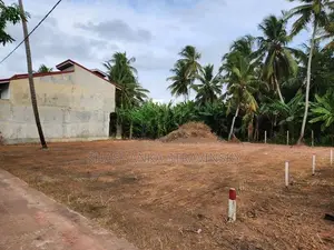 Prime 20 Perch Land for Sale in Seeduwa, Liyanagemulla