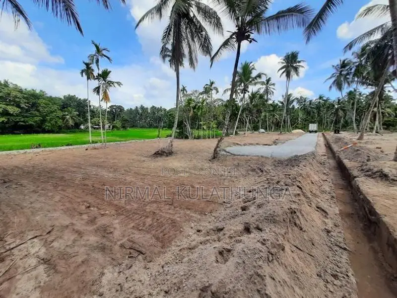 Land for Sale in Katunayake