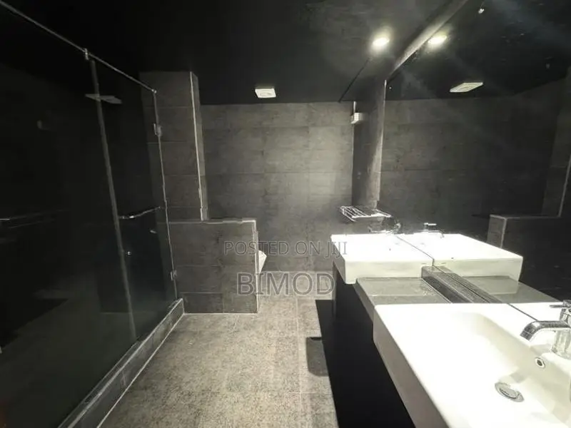 Luxury Furnished 3 Bedroom Apartment for Rent at Fairmount Rajagiriya