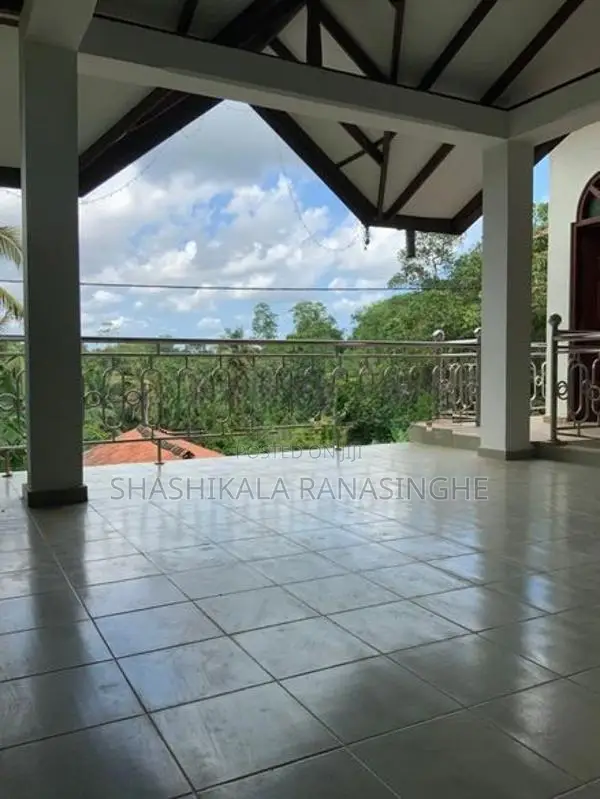 2 Bedroom Fully Tiled House for Rent Near Karapitiya