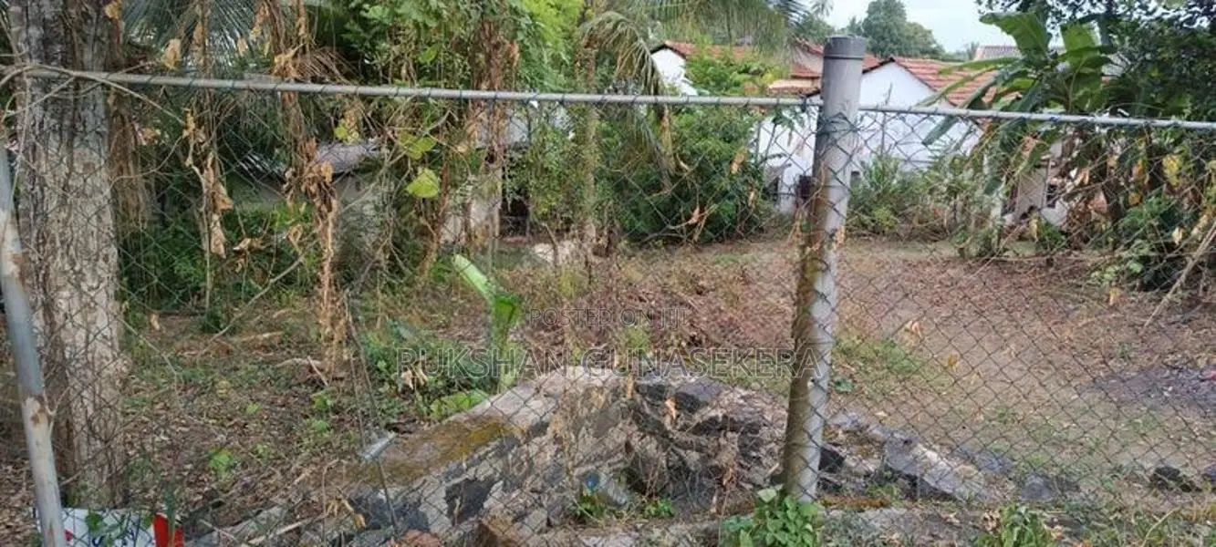 Prime Residential Land For Sale - Ragama Kadawatha Main Road
