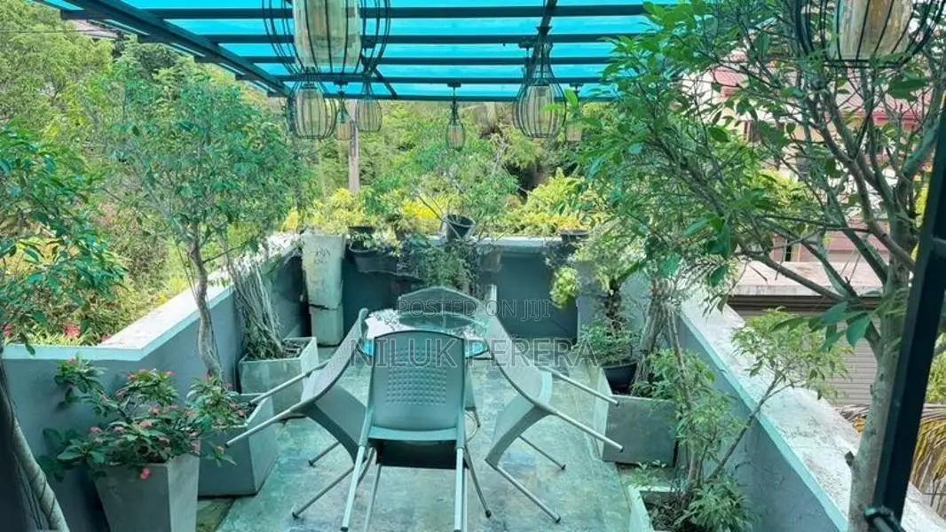 House for Sale (luxury House) Kandana