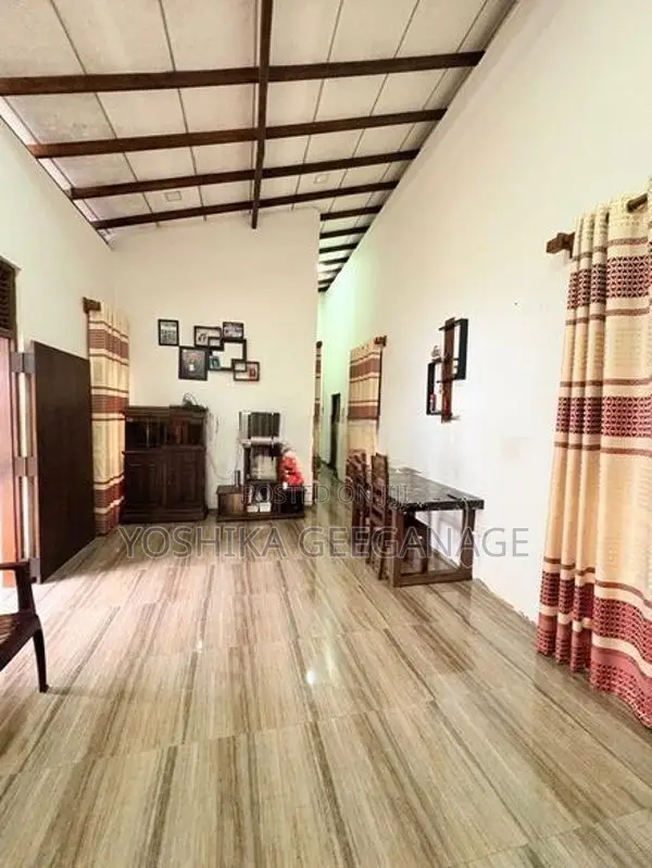 House for Sale in Embilipitiya