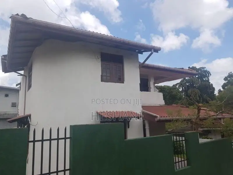 Newly Renovated 3-Bedroom House for Rent – Malabe