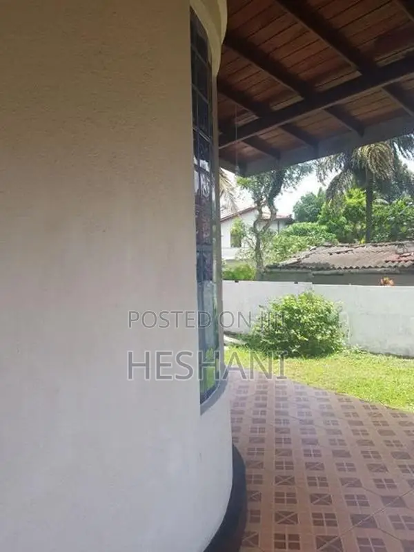 Newly Renovated 3-Bedroom House for Rent – Malabe