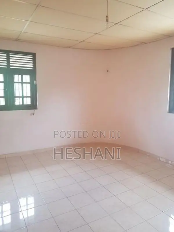 Newly Renovated 3-Bedroom House for Rent – Malabe