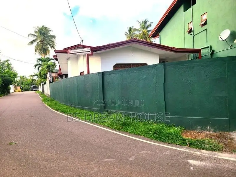 House for Sale in Piliyandala