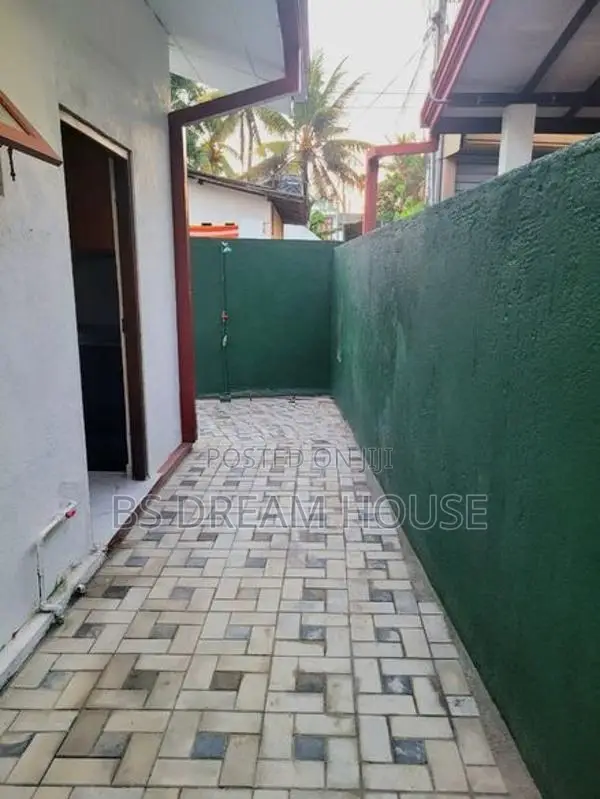House for Sale in Piliyandala