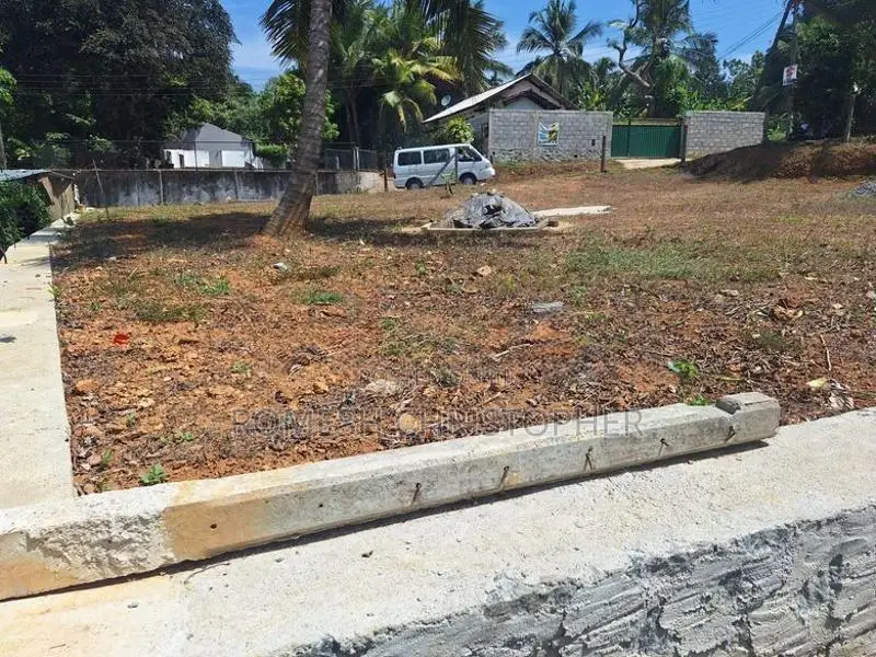 Kadawatha,Idigahamulla - 19.75 Perches of Prime Land for Sale