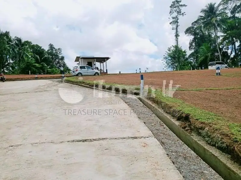Land for Sale at Homagama Pitipana Near NSBM