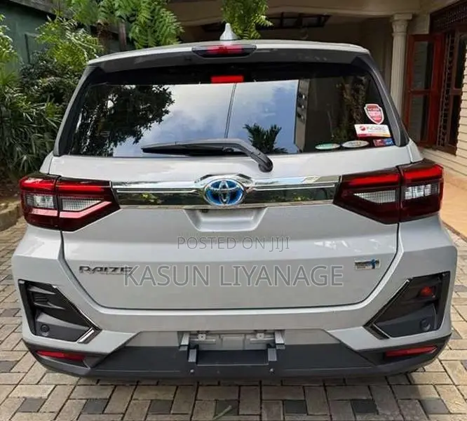 Toyota Raize HYBRID BSM 2024 SUV Unregistered (Recondition)