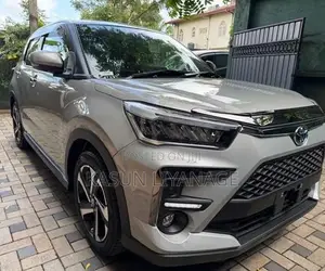Toyota Raize HYBRID BSM 2024 SUV Unregistered (Recondition)