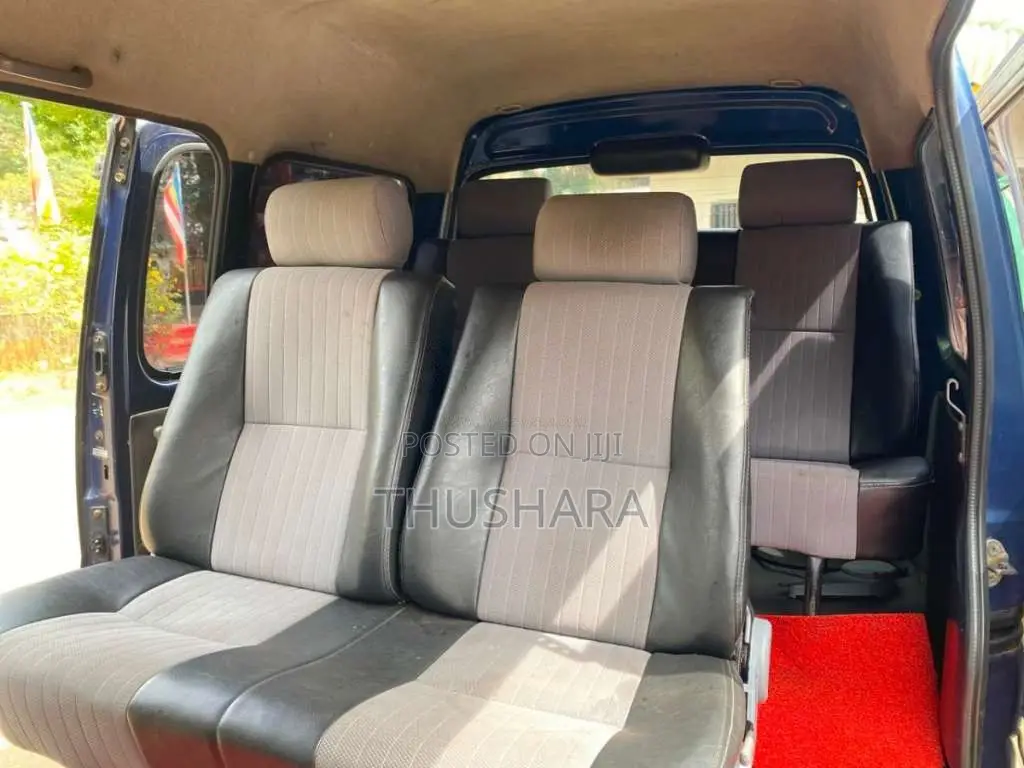 Suzuki Every 2002 Van (Used)