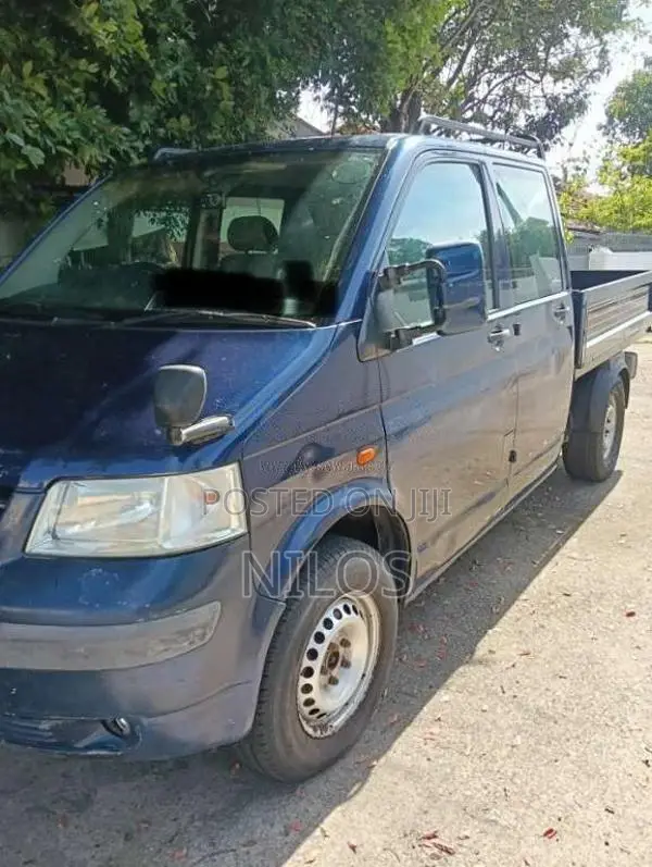 Volkswagen T5 2005 Crew Cab (Used)