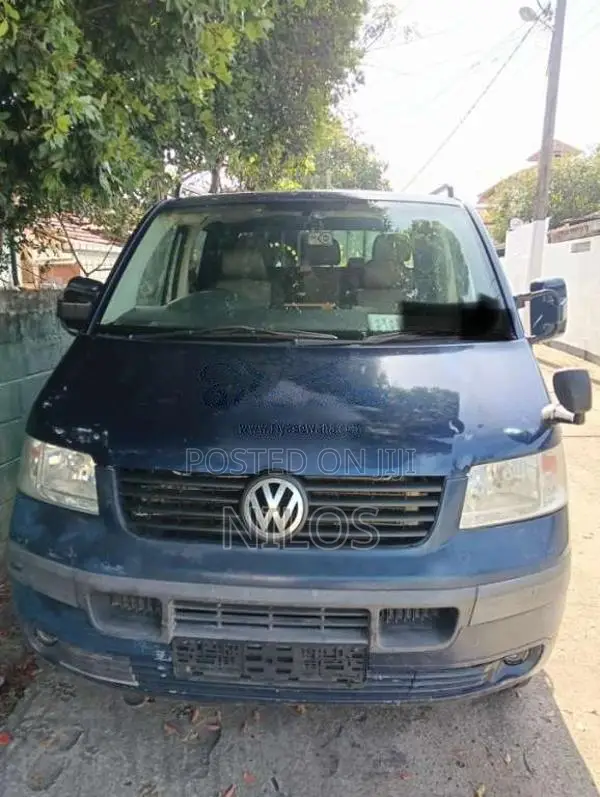 Volkswagen T5 2005 Crew Cab (Used)