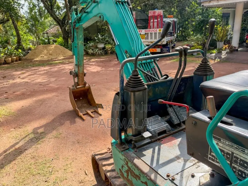 Yanmar B27 Excavater 2008 Heavy-Duty (Used)