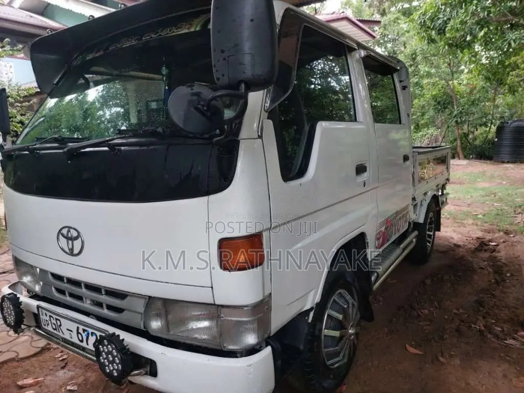 Toyota CrewCab 1997 Crew Cab (Used)