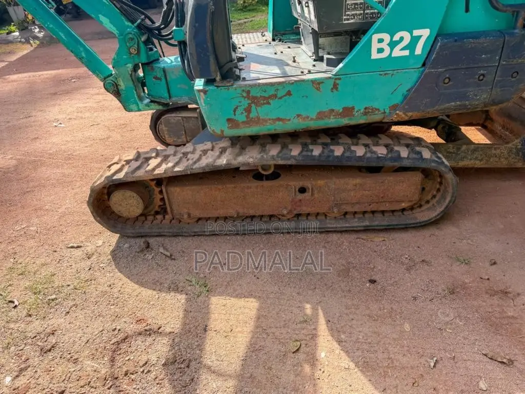 Yanmar B27 Excavater 2008 Heavy-Duty (Used)