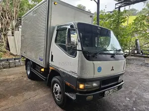 Mitsubishi CANTER 250 4D33 2000 Lorry (Used)