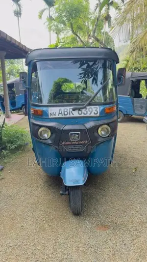 Bajaj 4 Stroke 2018 Three Wheel (Used)