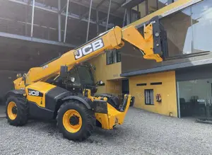 JCB 540-140 Hi-Viz Telehandler 2017 Heavy-Duty (Used)