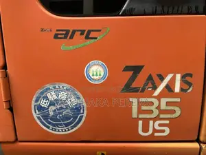 Hitachi Excavator Zaxis 135 2012 Heavy-Duty (Used)