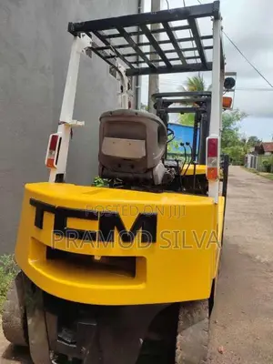 Toyota Forklift 2006 Heavy-Duty (Used)