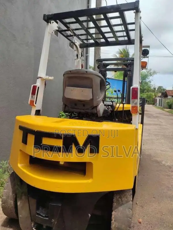 Toyota Forklift 2006 Heavy-Duty (Used)