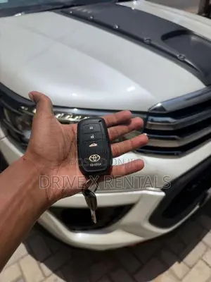 Toyota Hilux 2017 Pickup (Used)
