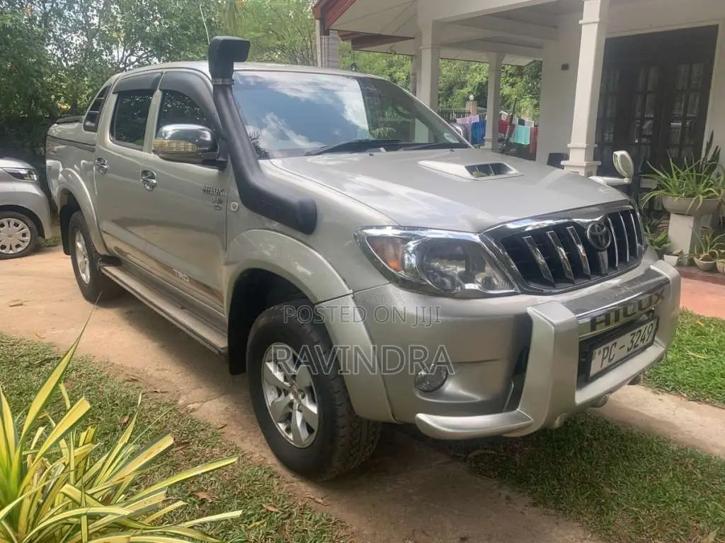 Toyota Hilux Vigo 2007 Pickup (Used)