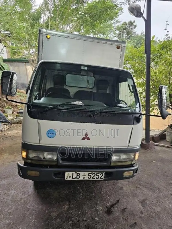 Mitsubishi CANTER 250 4D33 2000 Lorry (Used)